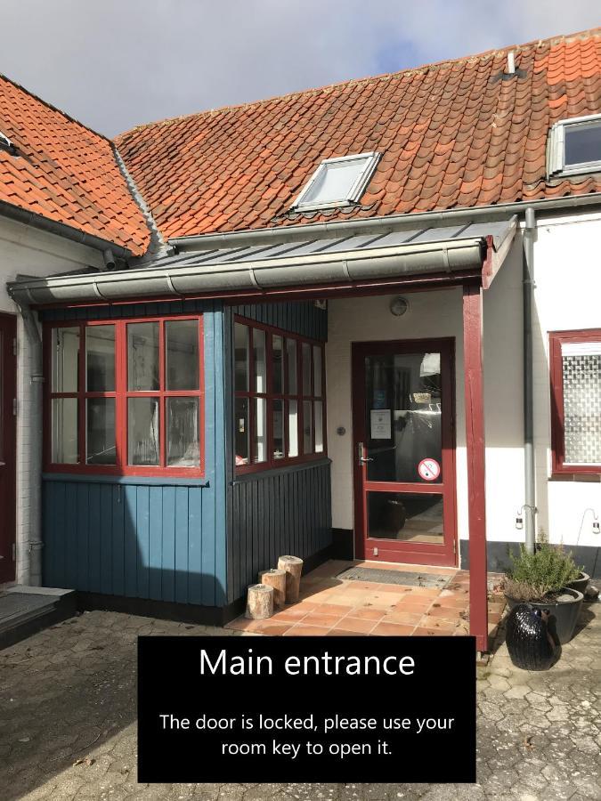 Hotel Ibsens Gaard Ebeltoft Exterior foto