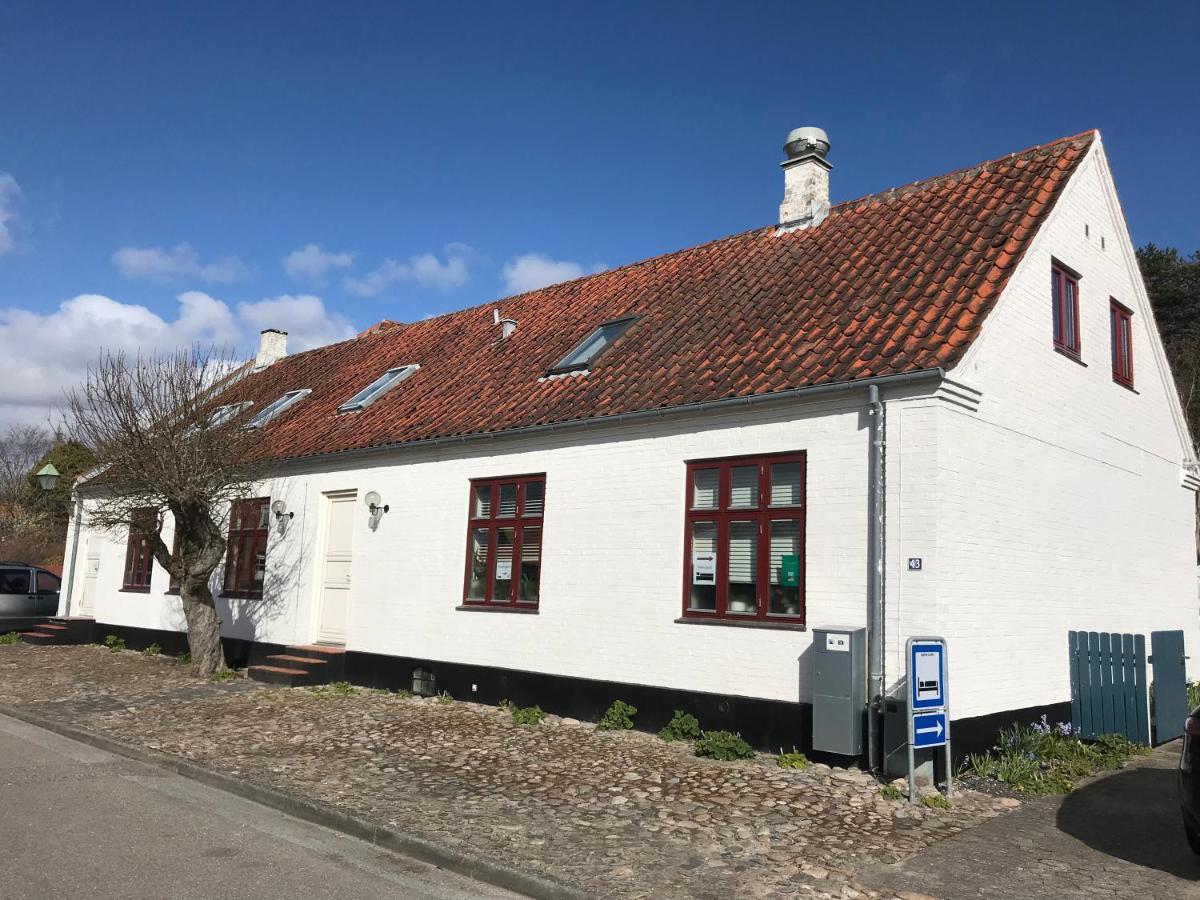 Hotel Ibsens Gaard Ebeltoft Exterior foto
